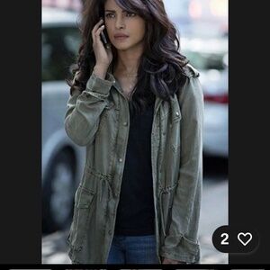 Aritzia Talula military utility hooded jacket in small